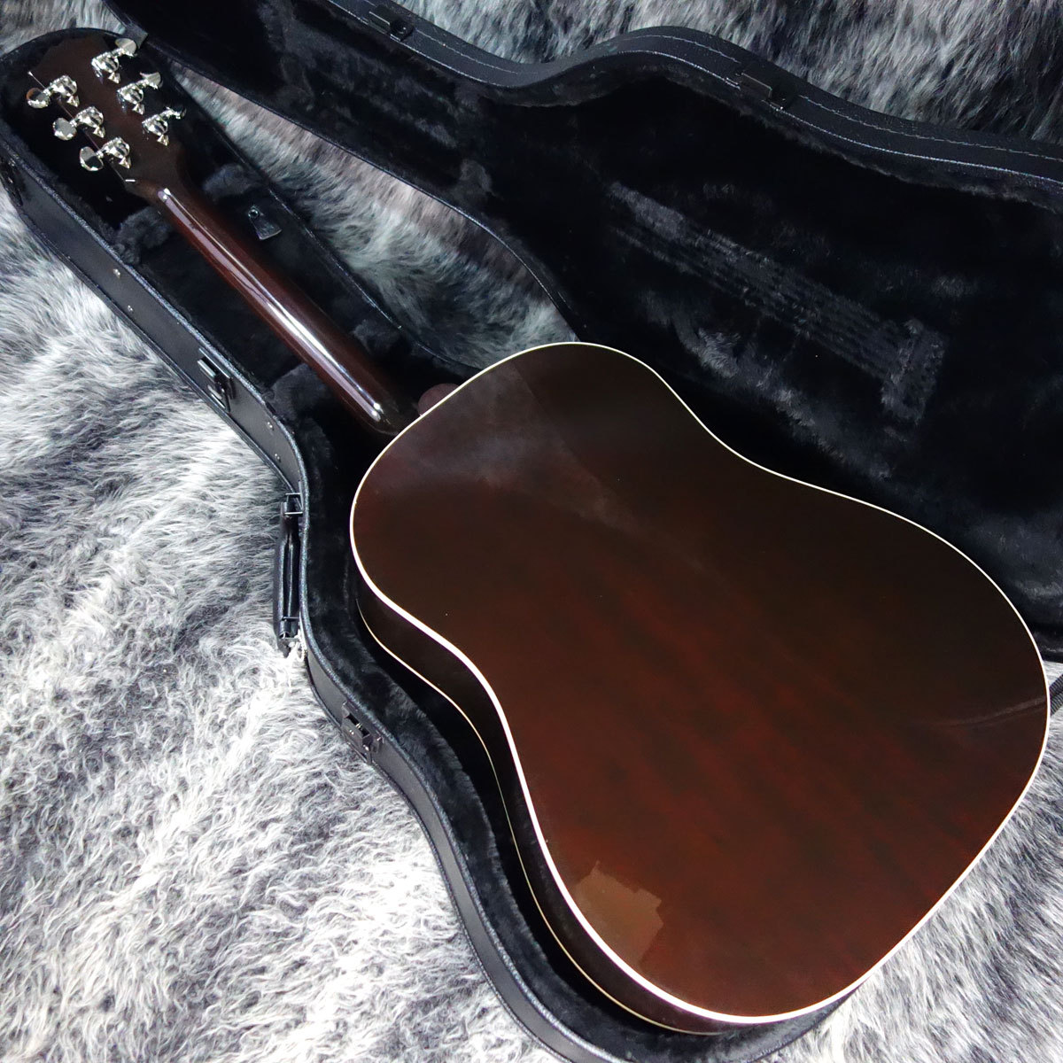 Gibson J-45 Standard Red Spruce Triburst <ギブソン>｜平野