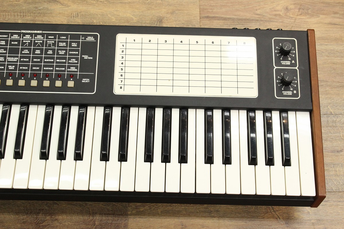 SEQUENTIAL CIRCUITS INC PRO-8 【キーボードマート新宿】【新宿店