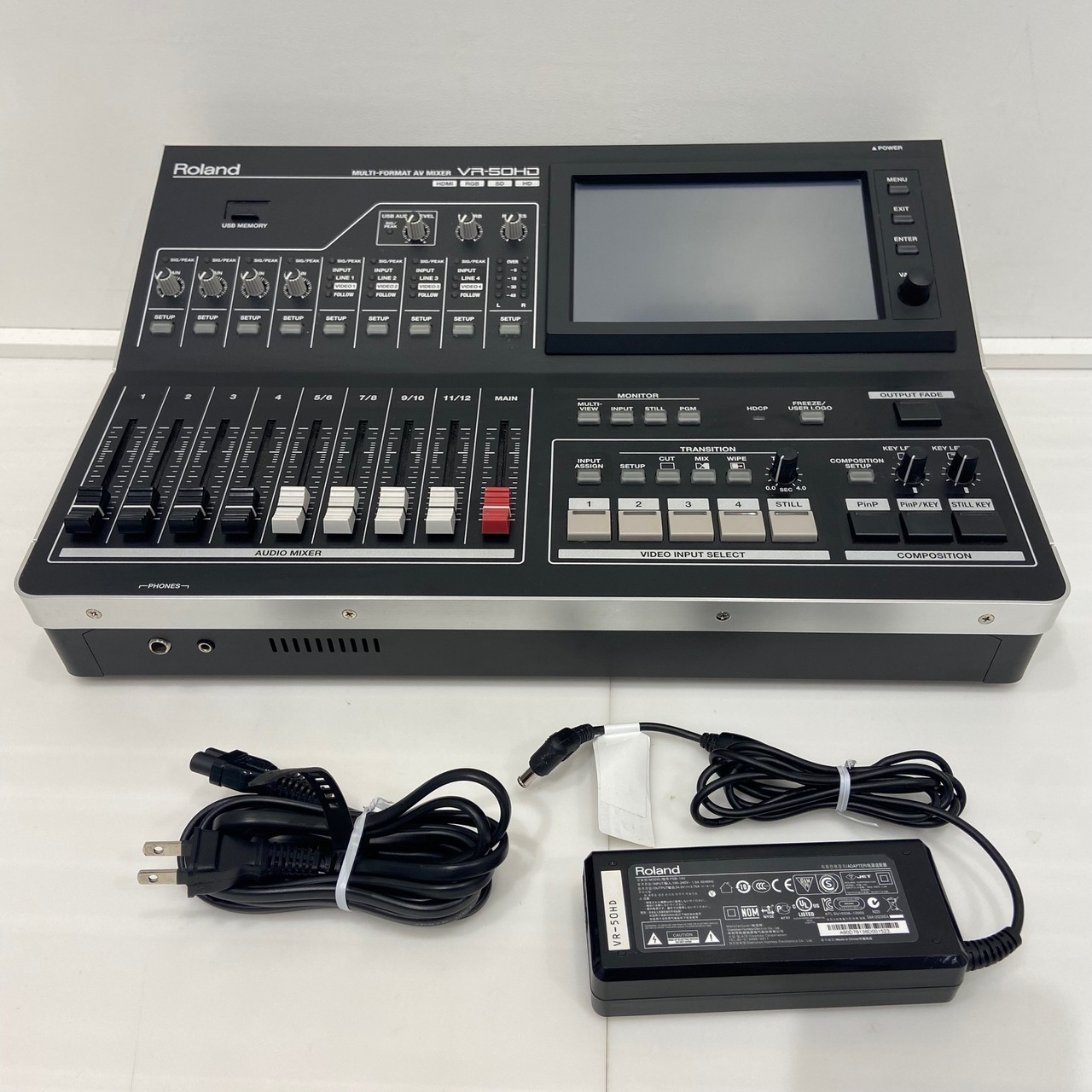 Roland VR-50HD マルチフォーマット AV ミキサー 美品（中古/送料無料）【楽器検索デジマート】