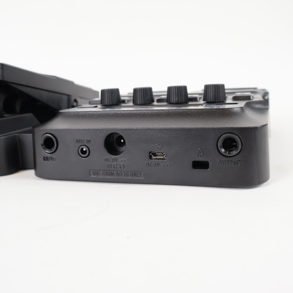 ZOOM 【中古】 ギターマルチエフェクター ズーム ZOOM G1X FOUR（中古