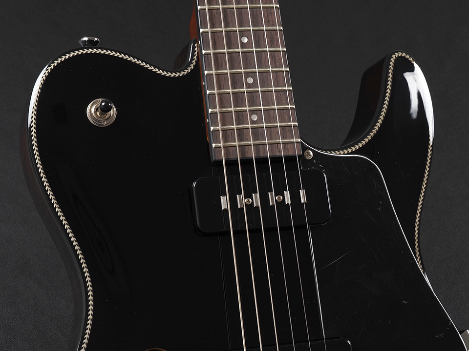 エレキギターBacchus ブラック tp225-0642989_m.jpg