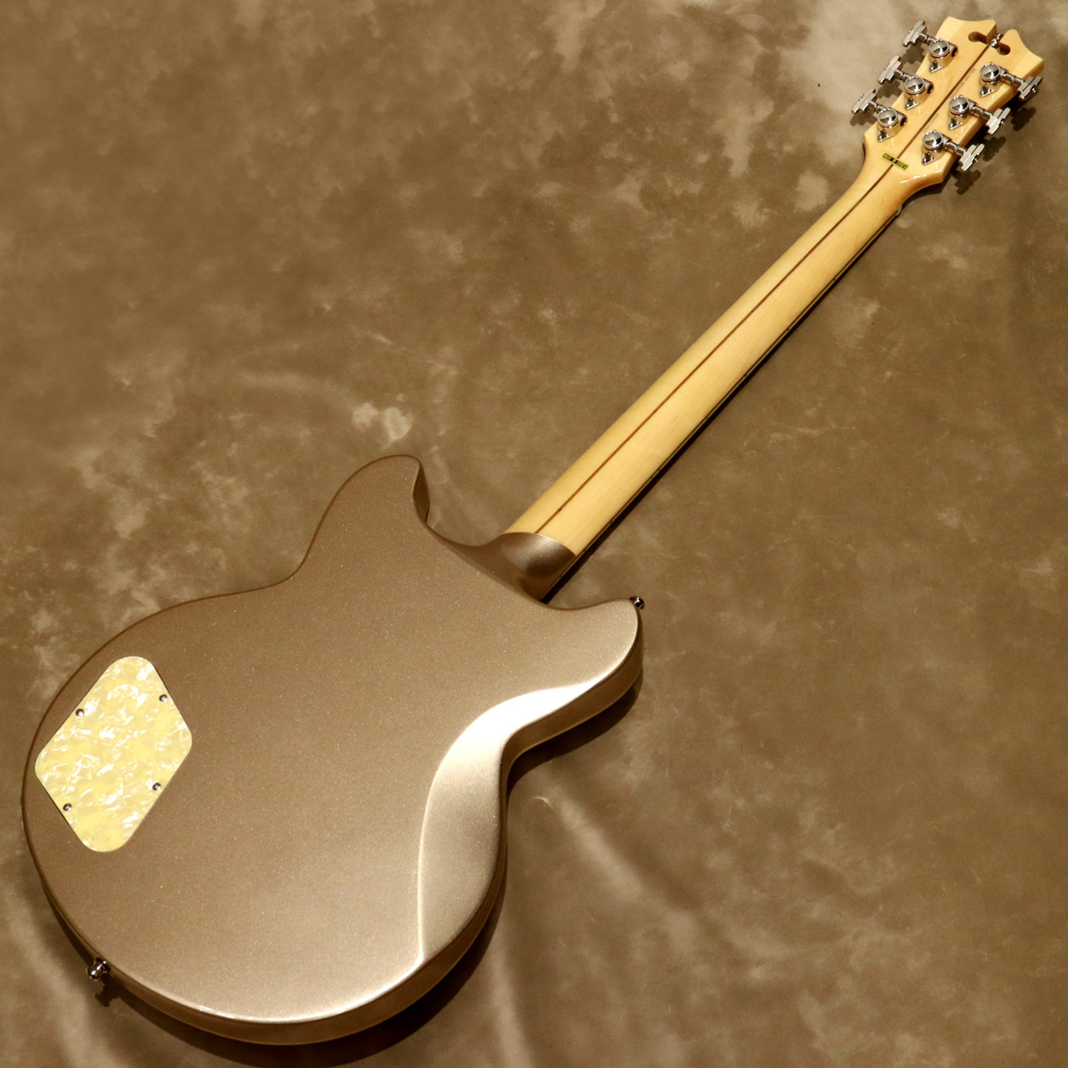 D'Angelico Deluxe Series Deluxe Brighton Desert Gold（新品/送料