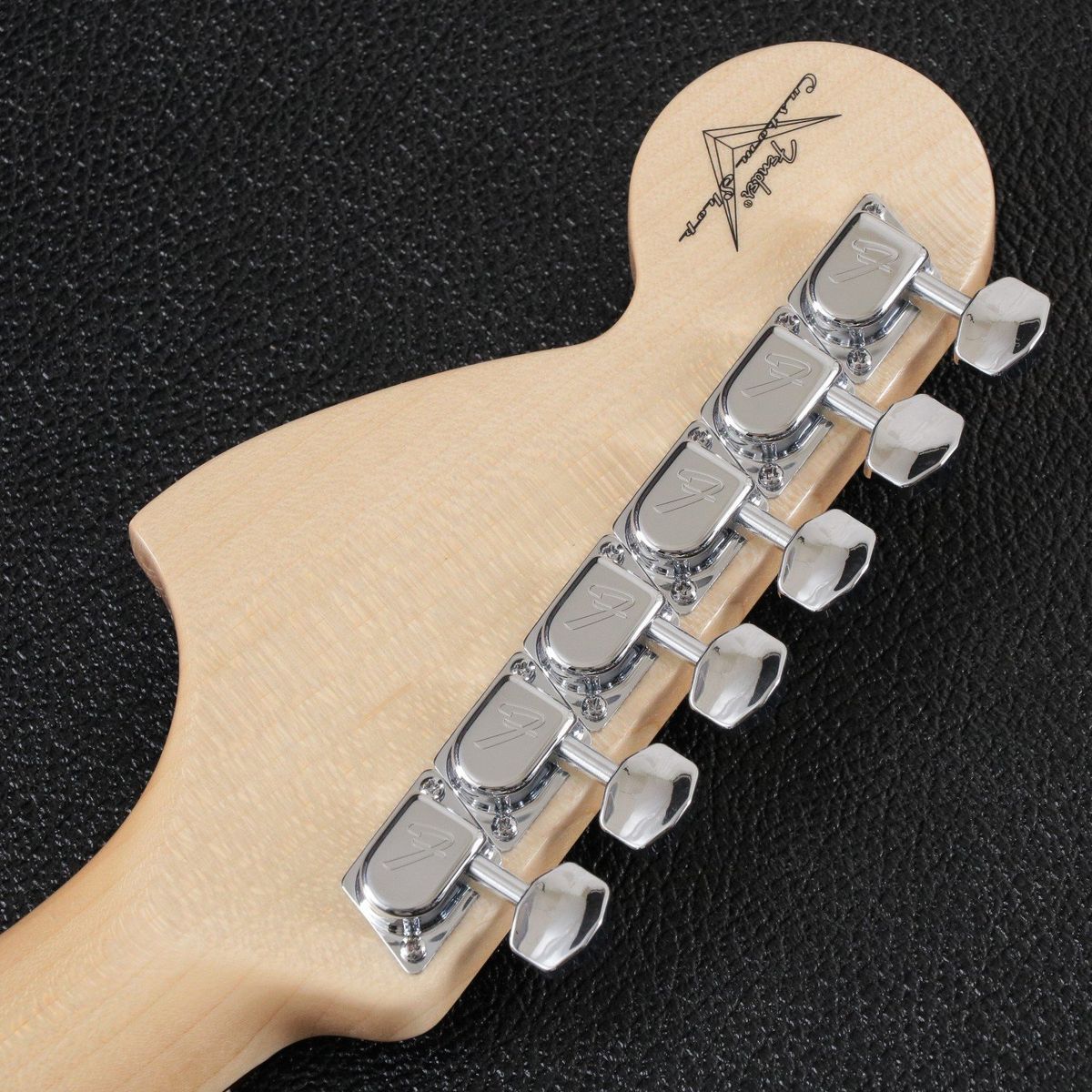 Fender Custom Shop Custom Built 1969 Stratocaster NOS Magenta