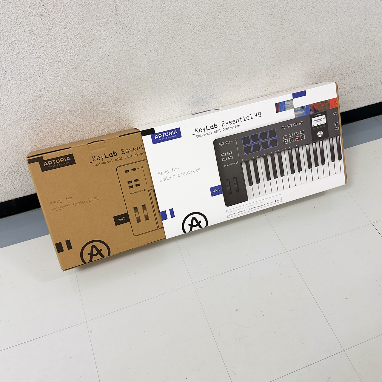 【美品】アートリア キーラボ エッセンシャル 49 MIDIキーボード ARTURIA アートリア KeyLab Essential 49 mk3 BK 49鍵 MIDI