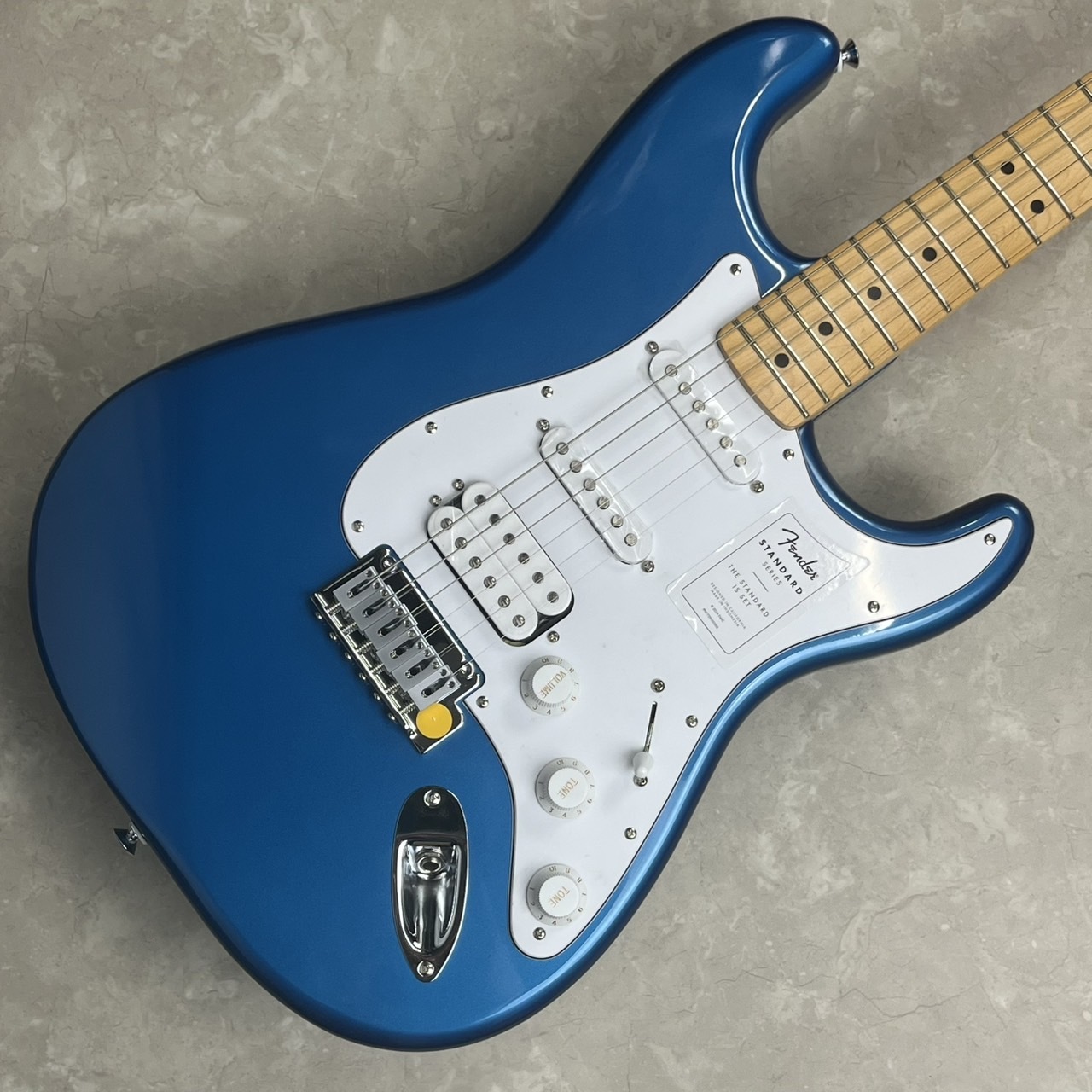 Fender Standard Stratocaster HSS Aqua Marine Metallic エレキギター