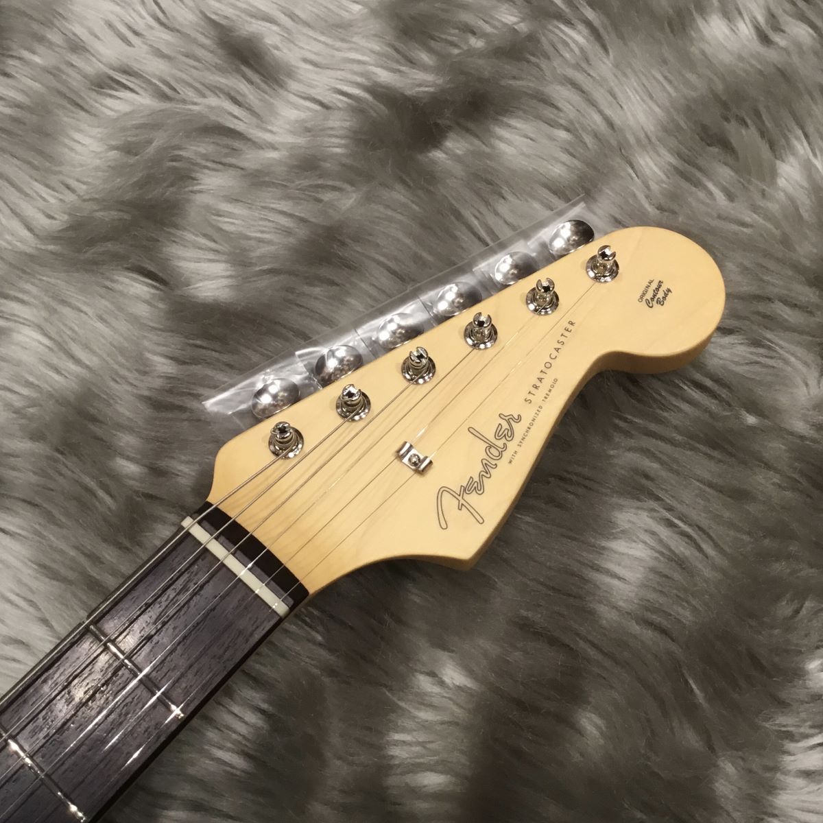 Fender FSR Traditional II 60s Stratocaster SSH 【島村楽器