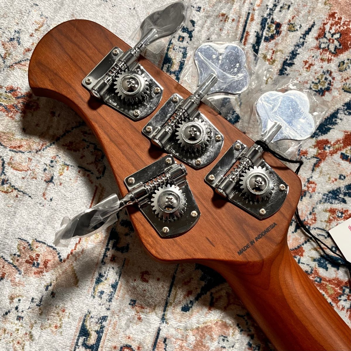 ベース [why?]music man sterling ray34 STERLING by Musicman RAY34-R2 エレキベース スターリン 【 イオン