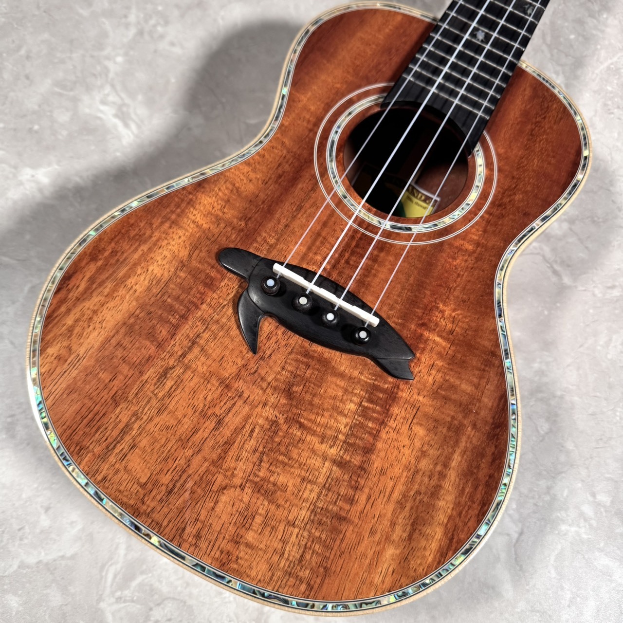 BIG ISLAND KX-CTG コンサートウクレレ KX Deluxe Series ビッグ