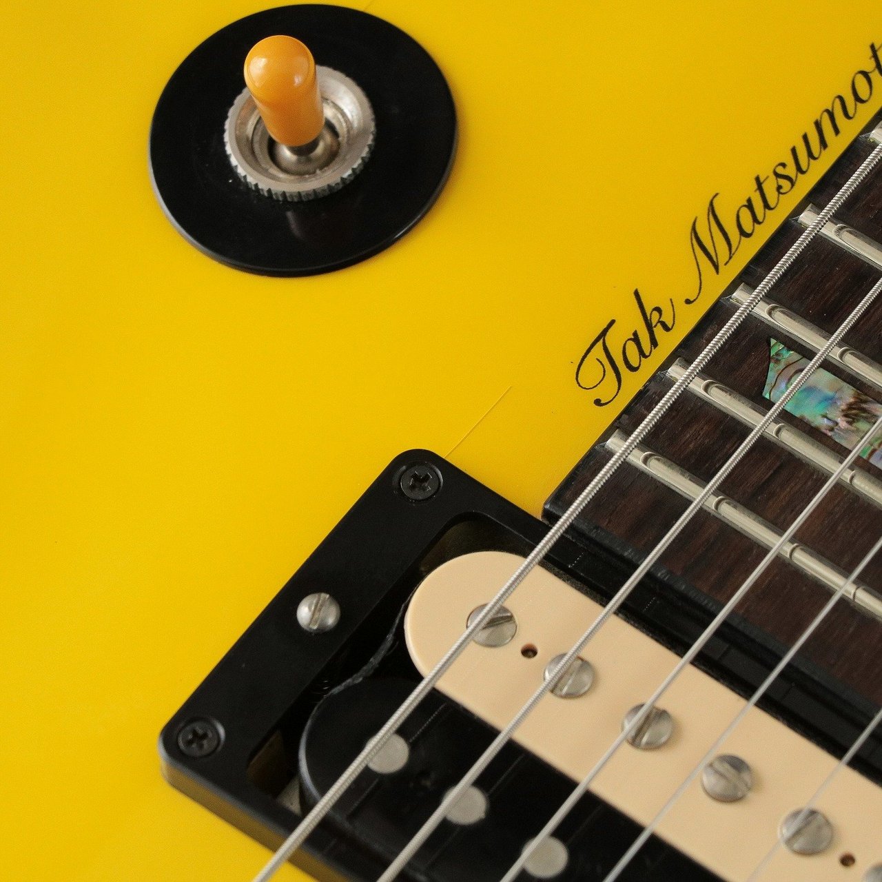 B'z Official Website｜EXHIBITION