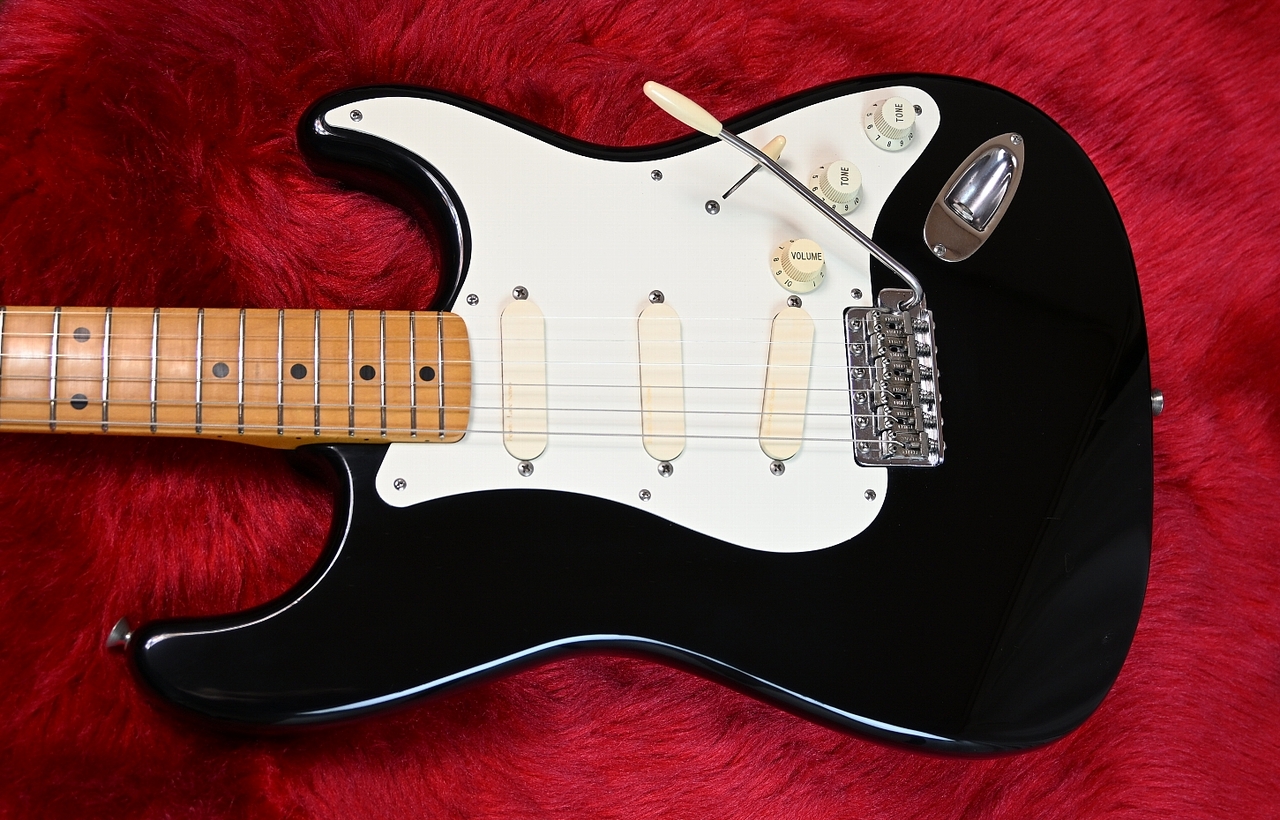 Fender Japan ST57-770 LS BLACK（中古）【楽器検索デジマート】