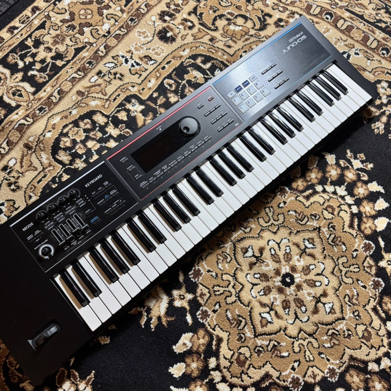 Roland 【現物画像 / 状態◎】JUNO-DS61（中古/送料無料）【楽器検索
