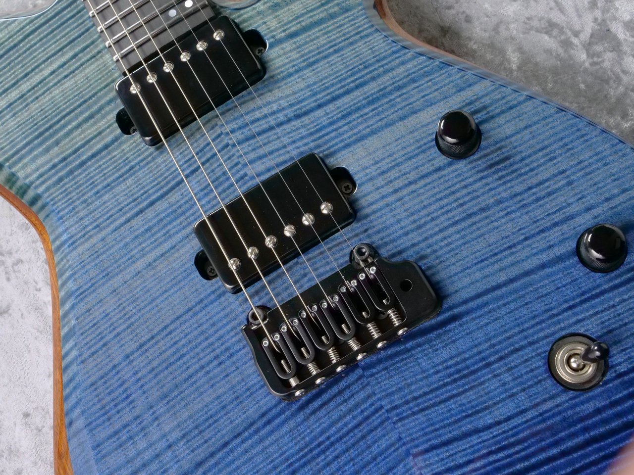 Hinnant Guitars Revival 6【極杢フレイムメイプルトップ】（新品