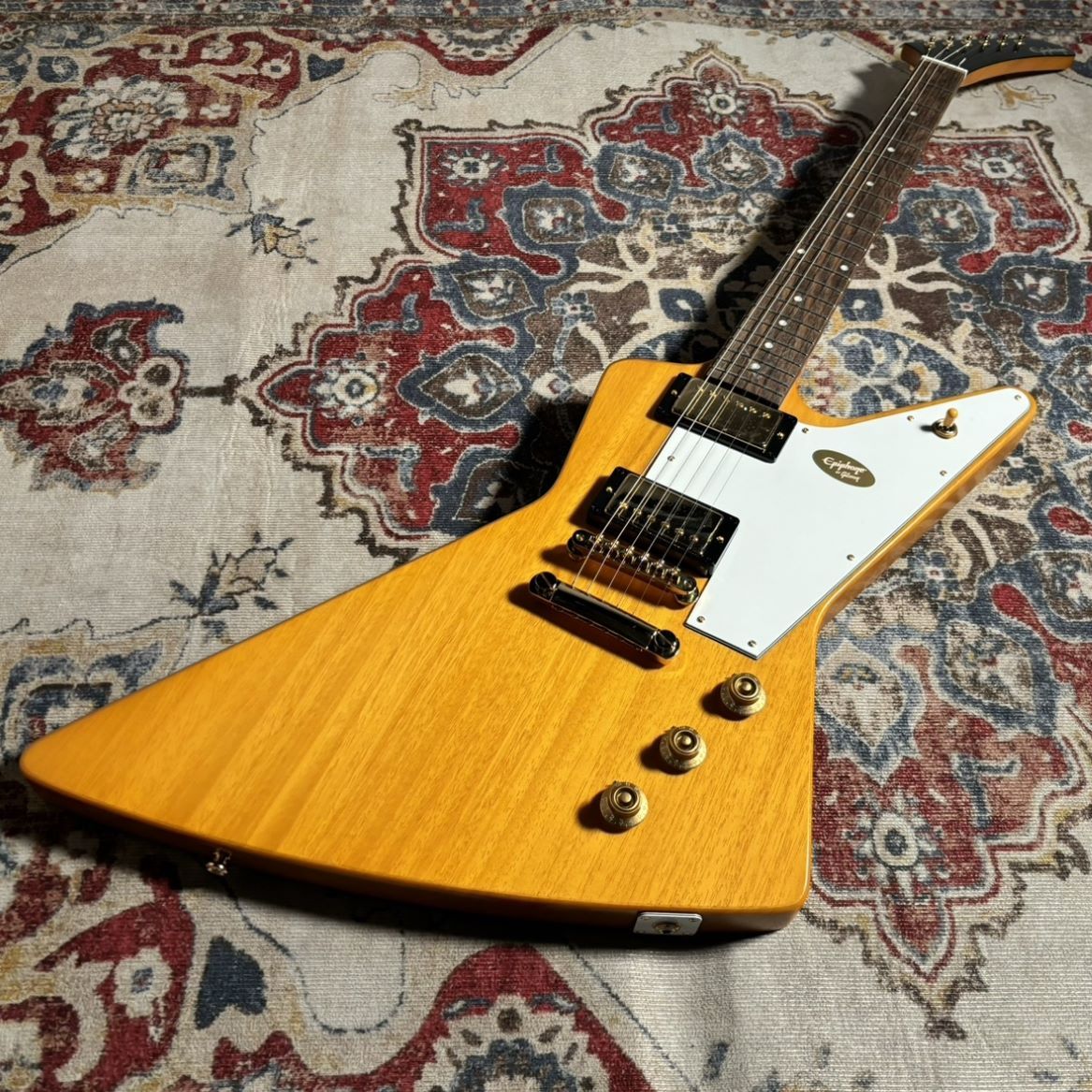 Epiphone Korina Explorer Aged Natural エレキギター（新品/送料無料