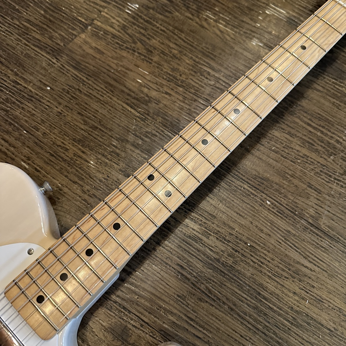 (生産終了 希少品) Fender Noventa Telecaster Fender Noventa Telecaster Vintage Blonde 【期間限定生産