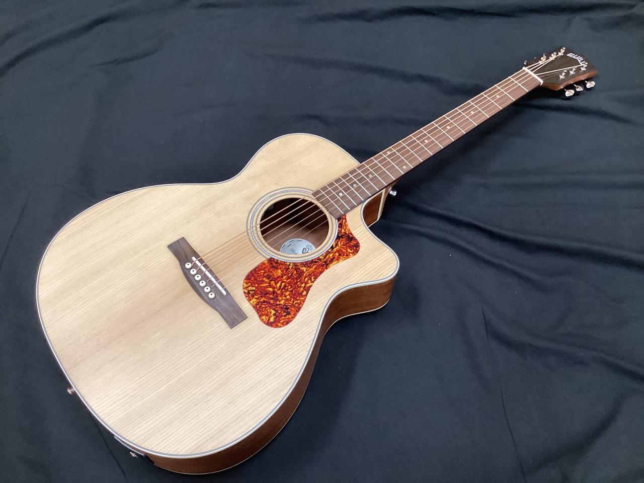 GUILD OM240CE（新品）【楽器検索デジマート】
