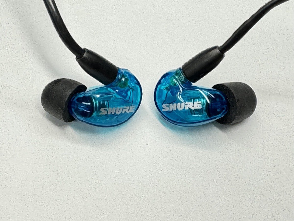 SHURE イヤホン SE215 SPE-A ブルースペシャルエディション