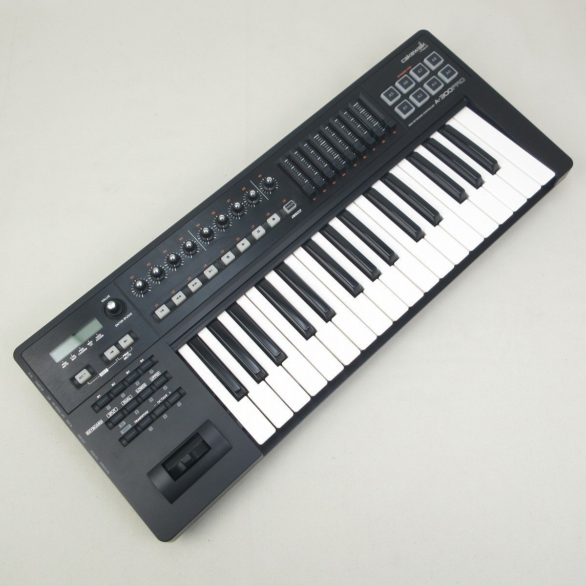 Roland A-300PRO 32鍵MIDIキーボード【横浜店】（中古）【楽器検索