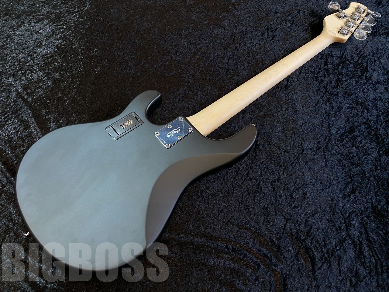 Music Man StingRay サンバースト ☆5月6日まで最終値下げ☆ Music Man StingRay サンバースト ☆5月6日まで最終値下げ