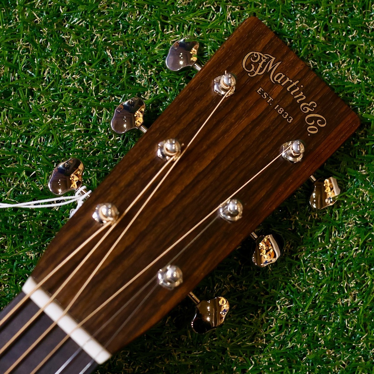 Martin HD-28Standard Sunburst #2947115【一味違うHD-28】【クロサワ