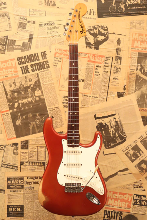 Fender Japan ストラト ST-62-70 キャンディアップルレッド色 Fender