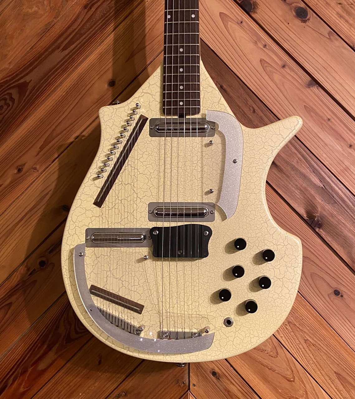 STARS electric sitar エレキシタール 1200px-Star'