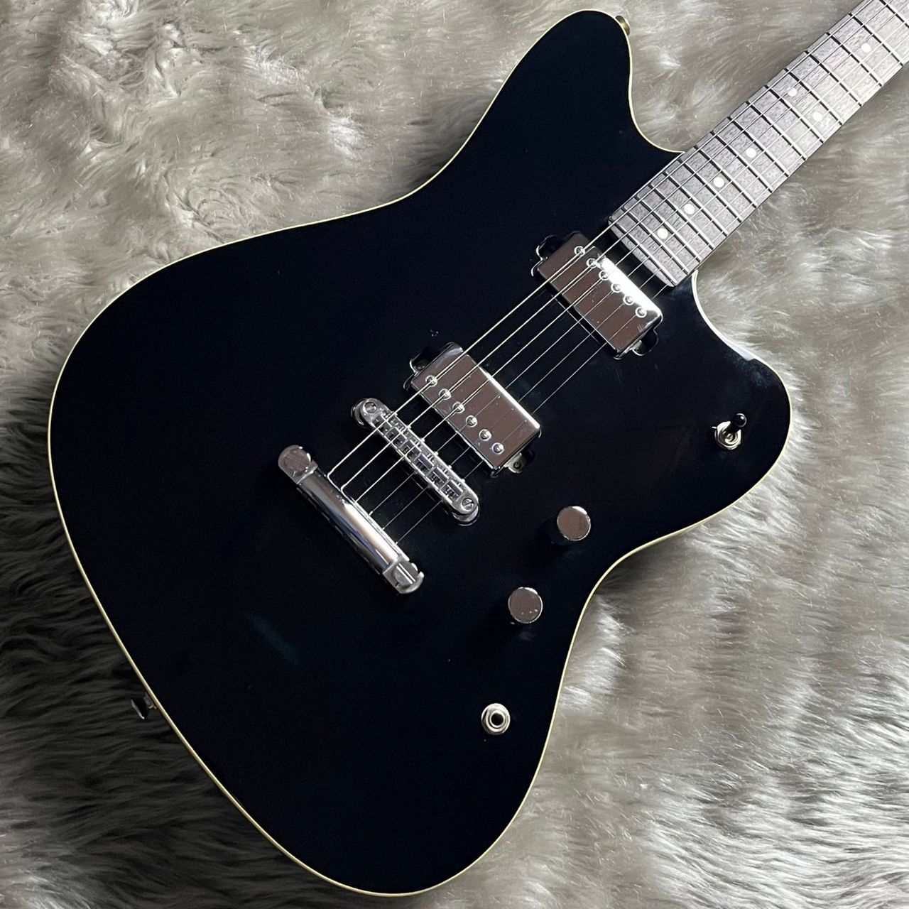 Fender Japan Modern Jazzmaster（中古/送料無料）【楽器検索デジマート】