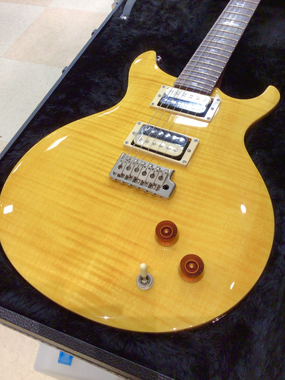 Paul Reed Smith(PRS) Paul Reed Smith(PRS) SE Santana/Santana Yellow