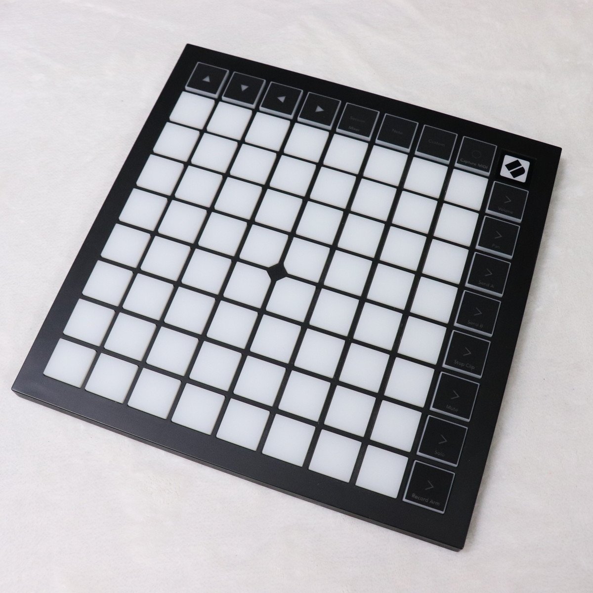 Novation LaunchPad X 【梅田店】（中古）【楽器検索デジマート】