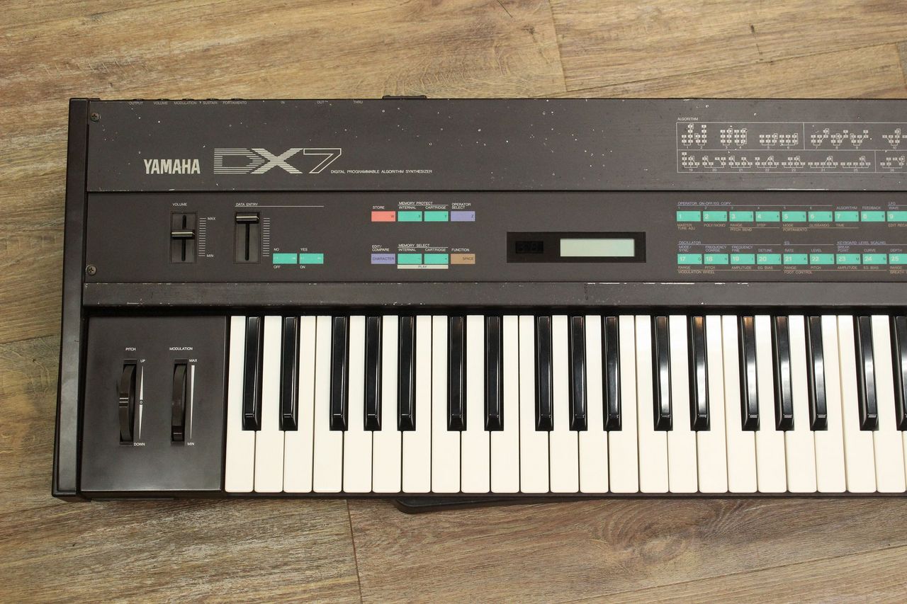YAMAHA DX7 【キーボードマート新宿】【新宿店】（中古/送料無料