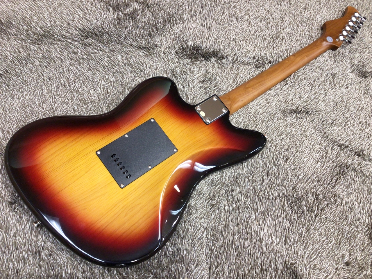 bacchus-BJM3RSM/Mジャズマスター Bacchus BJM-3-RSM/M 3TS【2ハムバッカ-のジャズマスター