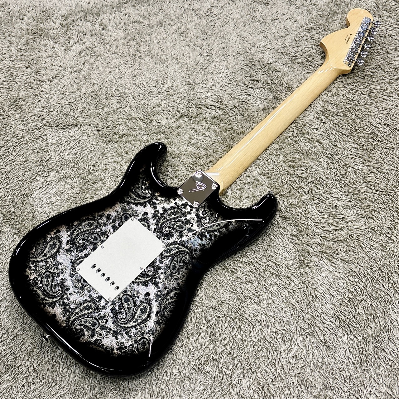 Fender Made in Japan Limited Stratocaster / Black Paisley