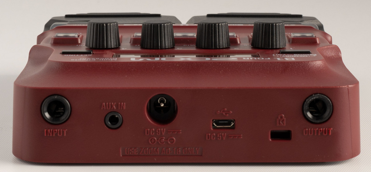ZOOM B1 FOUR / Bass Multi-Effects Processor（新品）【楽器検索