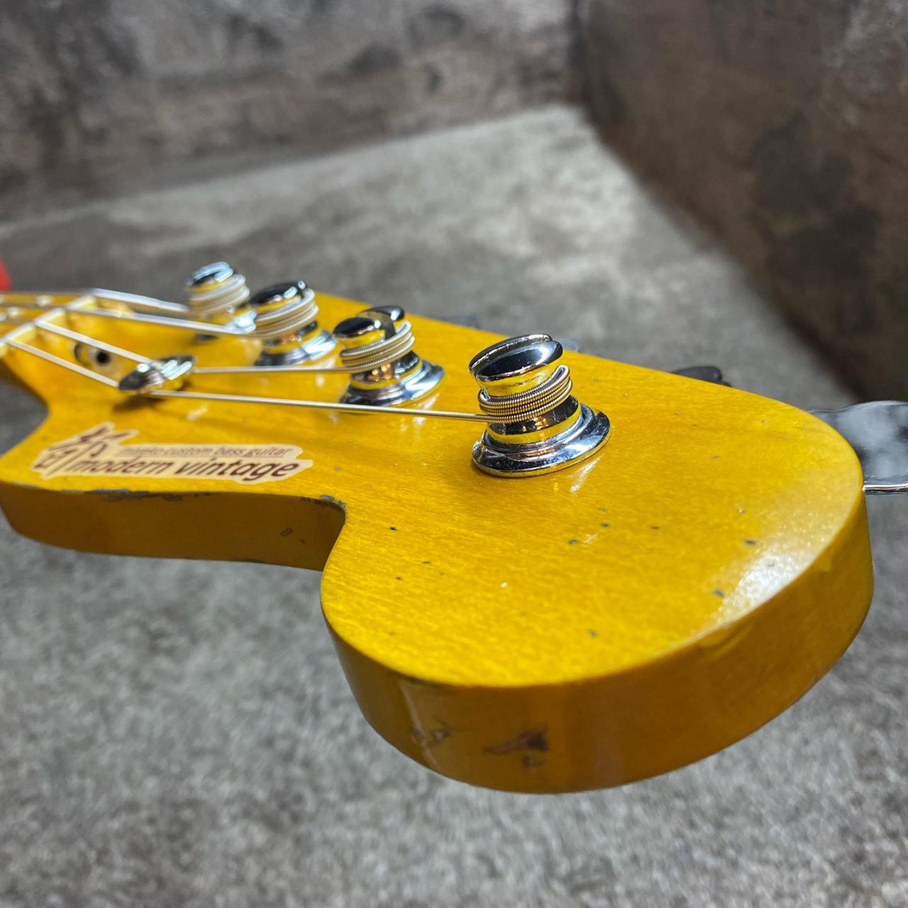都Miyako Custom Bass Guitar Modern Vintage M【尾張小牧店】（中古