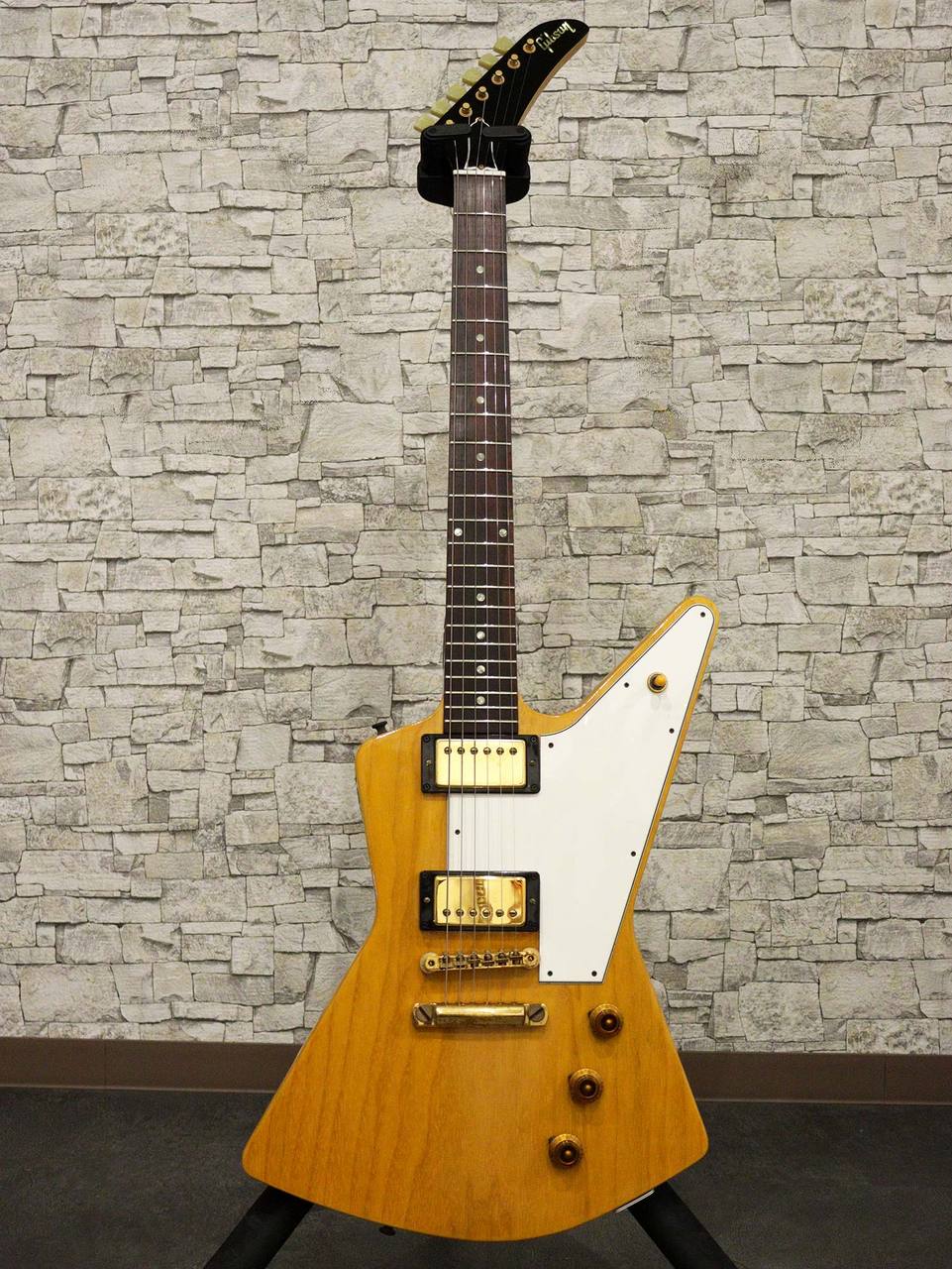 Gibson Custom Shop 1958 Explorer Korina Extra Cut 2002（中古