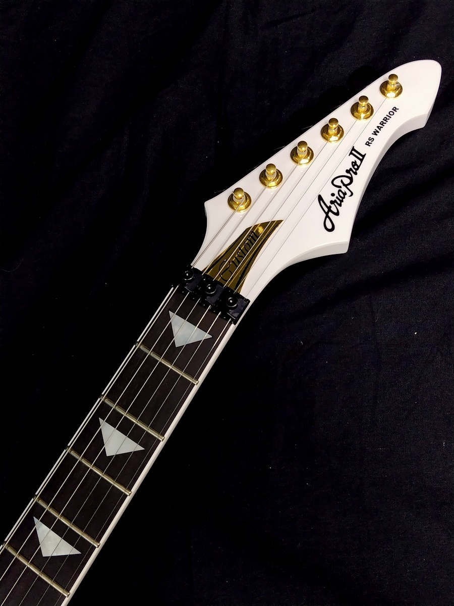 Aria ProⅡ Diamond Series White ソフトケース付！ ☆SOLD☆Aria Pro II MAC-MAX - guitarshoptantan （ギター