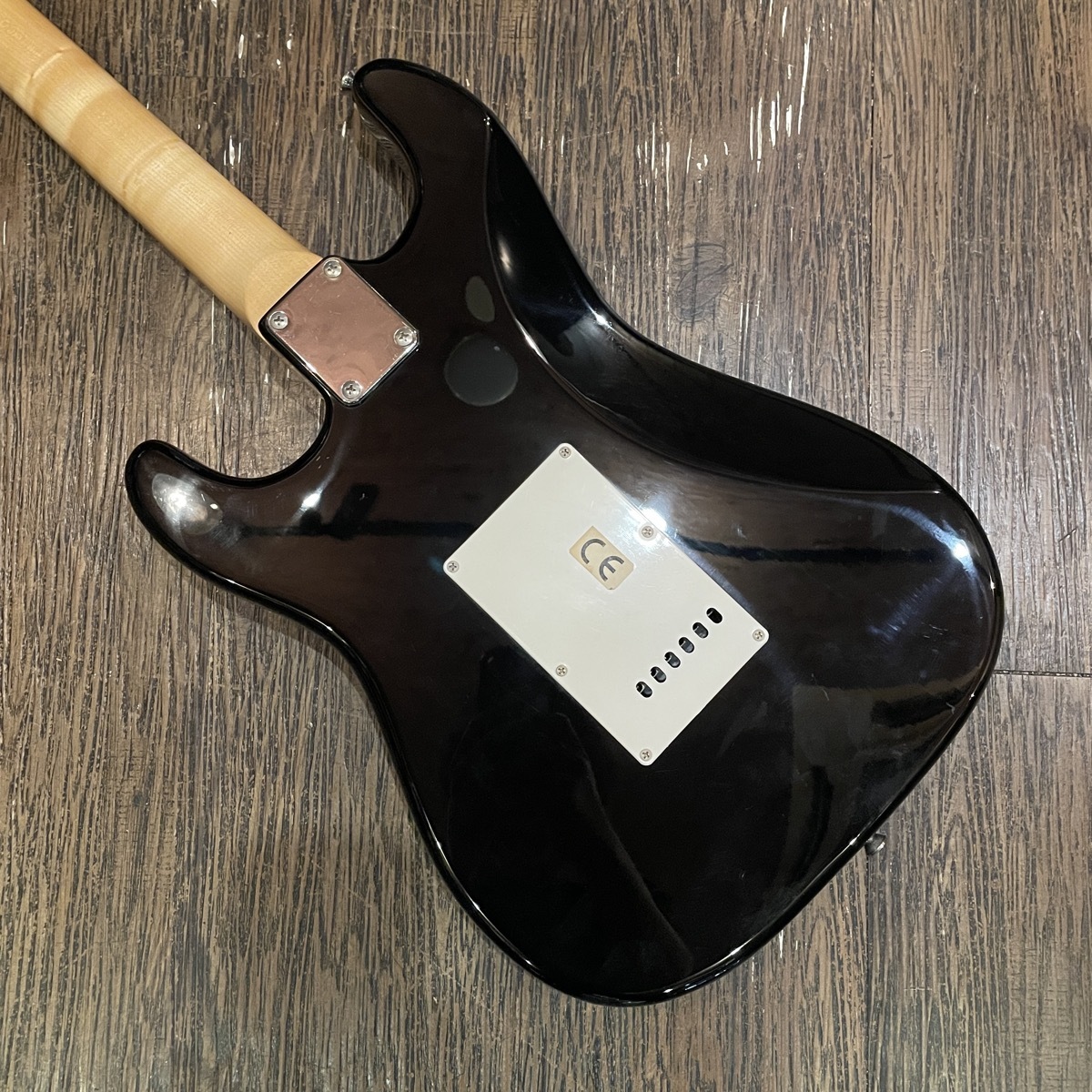 D*様 Mavis ブラック エレキギター Mavis Electric Guitar（中古/送料無料）【楽器検索デジマート】