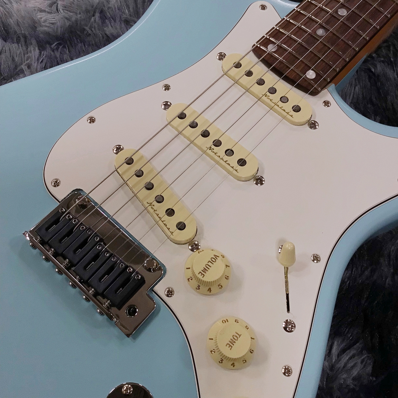 Fender Rei Stratocaster R246 Rei Blu【希少入荷!】【日本製