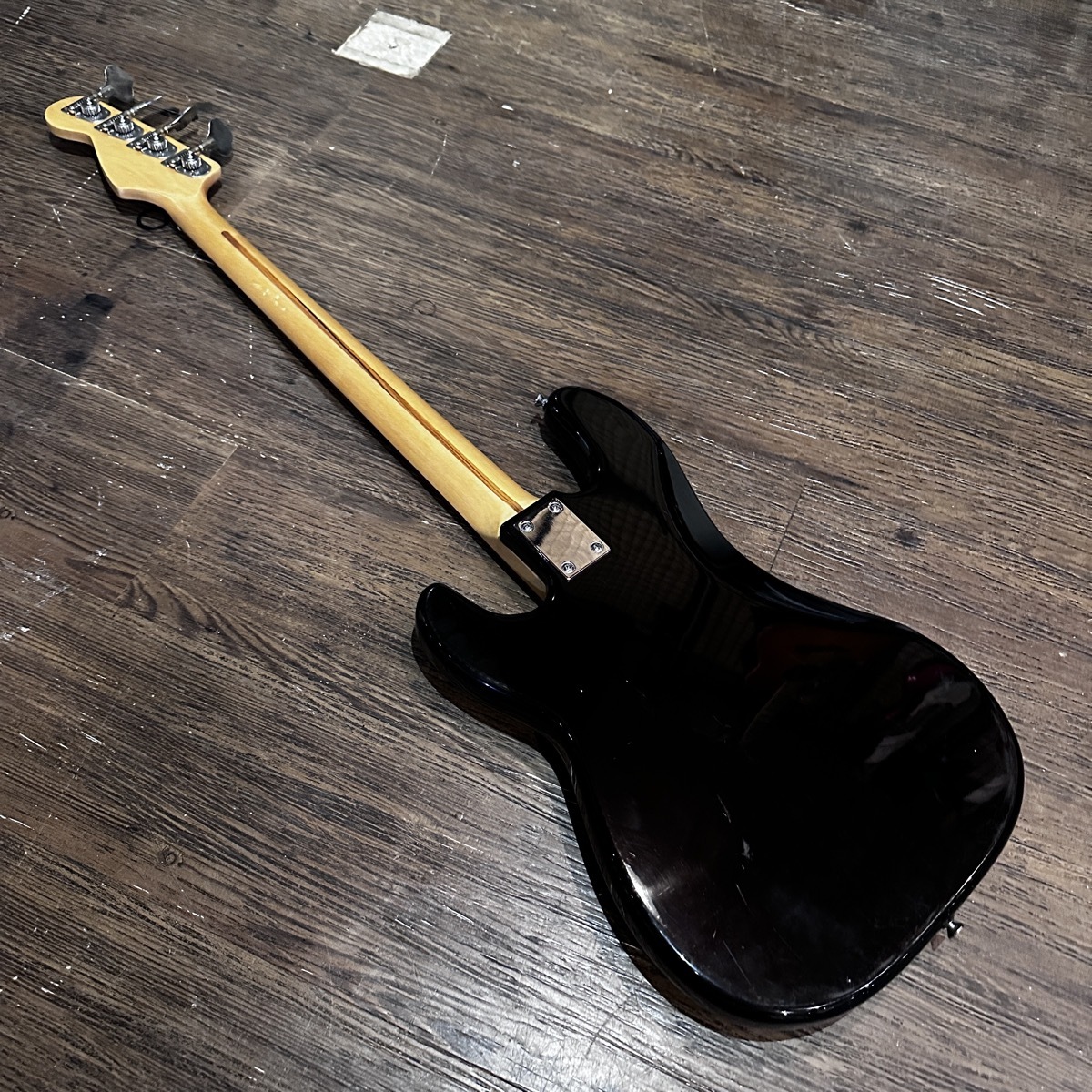 【最終値下げ】エレキベース　Flavor Flavor Electric Bass プレベシェイプ フレイバー（中古/送料