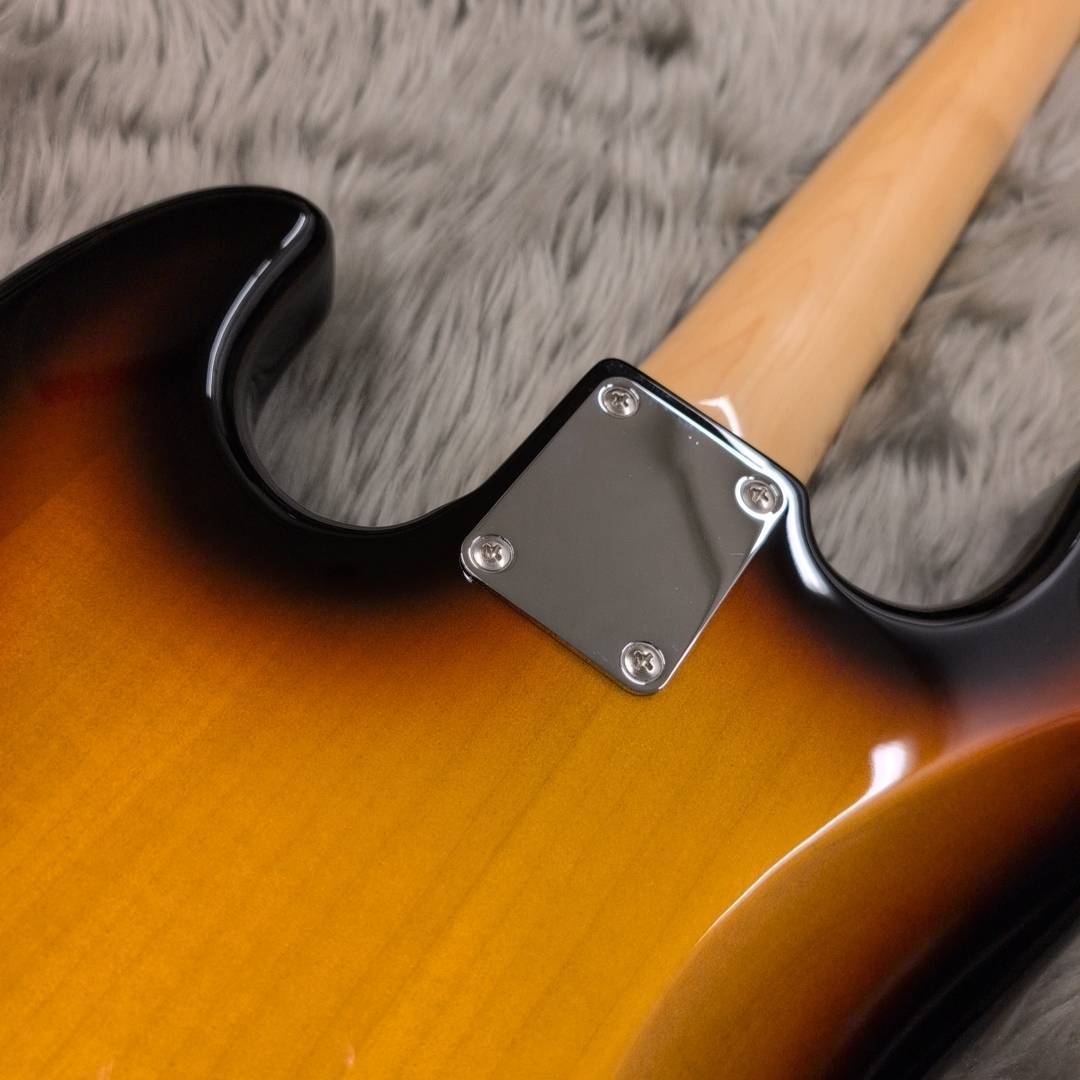 Fender Made in Japan Traditional 60s Jazz Bass 【展示品売切
