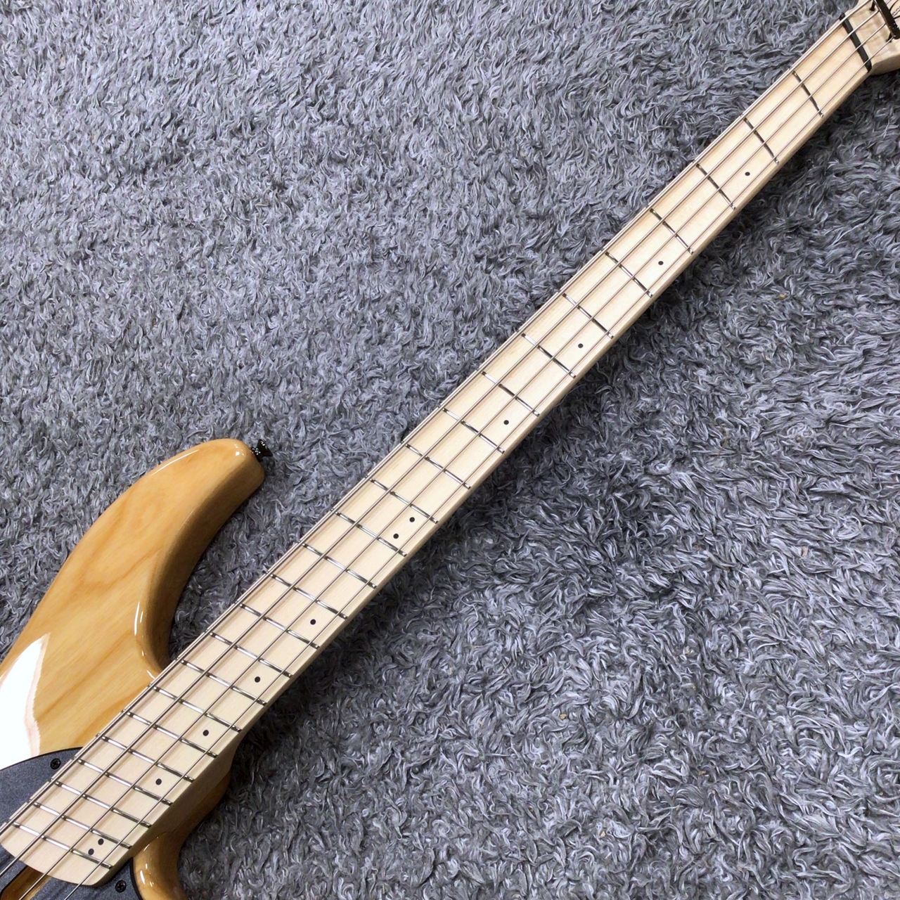 Dingwall Combustion 4st ディングウォール　4弦 Dingwall Combustion 4 3PU MN Natural | Polska