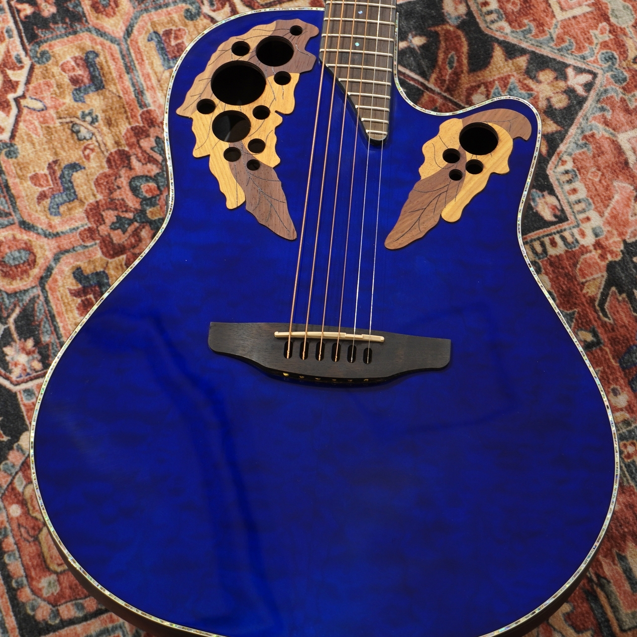 Ovation Celebrity Elite Exotic Mid Depth CE44P-8TQ (Blue
