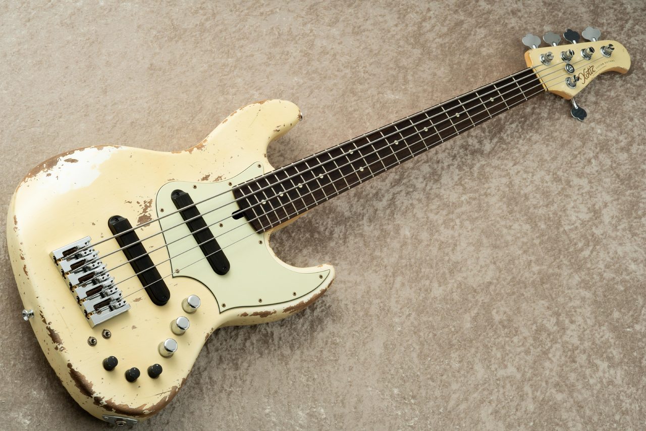 Xotic XJ-1T 5st Heavy Aged w/Matching Head -Vintage White