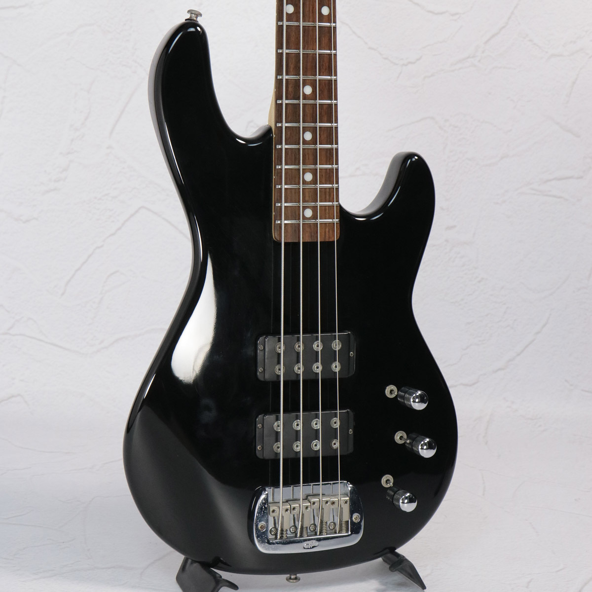 G&L Tribute Series L-2000 Black / Made in Indonesia 【名古屋栄店】