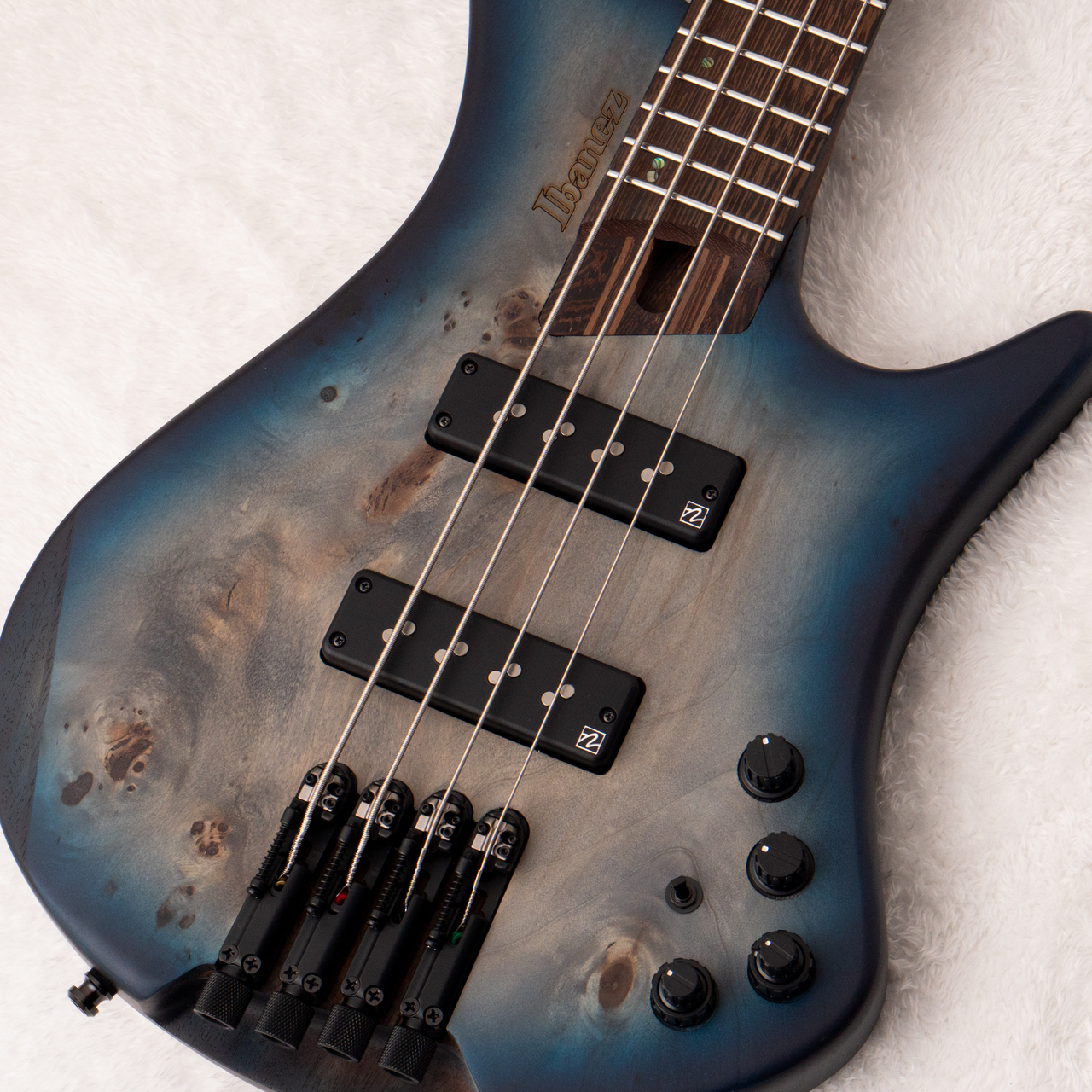 Ibanez EHB1500 -Cosmic Blue Starburst Flat / CTF- #260106334 [3.06