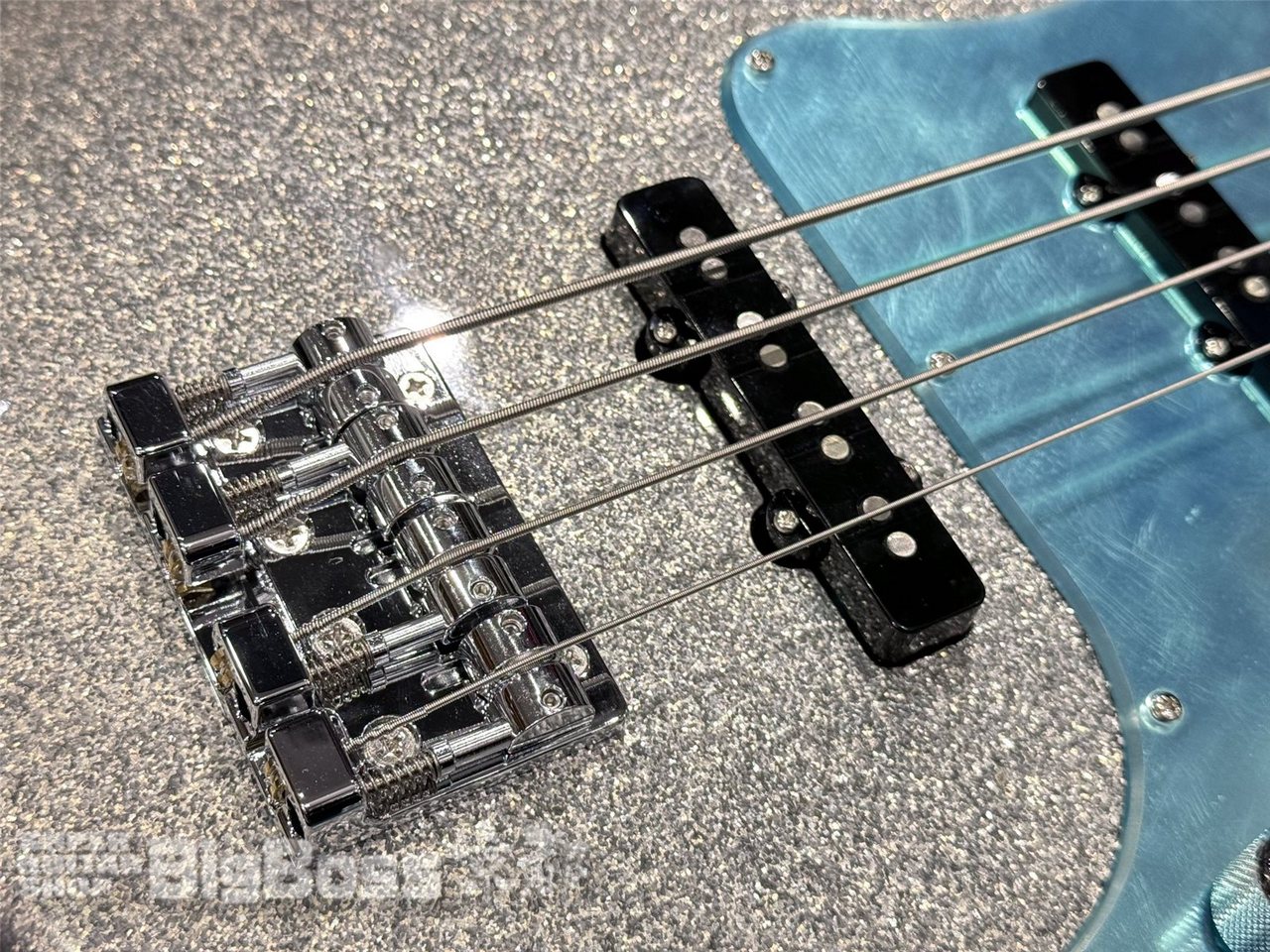 EDWARDS E-AK SILVER SPARKLE（新品/送料無料）【楽器検索
