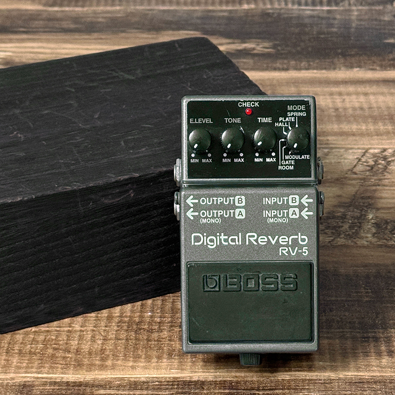 ★特選中古品！BOSS RV-5 Digital Reverb BOSS RV-5 Digital Reverb（中古）【楽器検索デジマート】