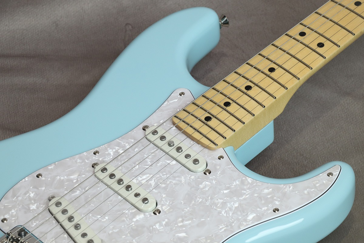 Fender Made in Japan Hybrid II FSR Collection Stratocaster Daphne