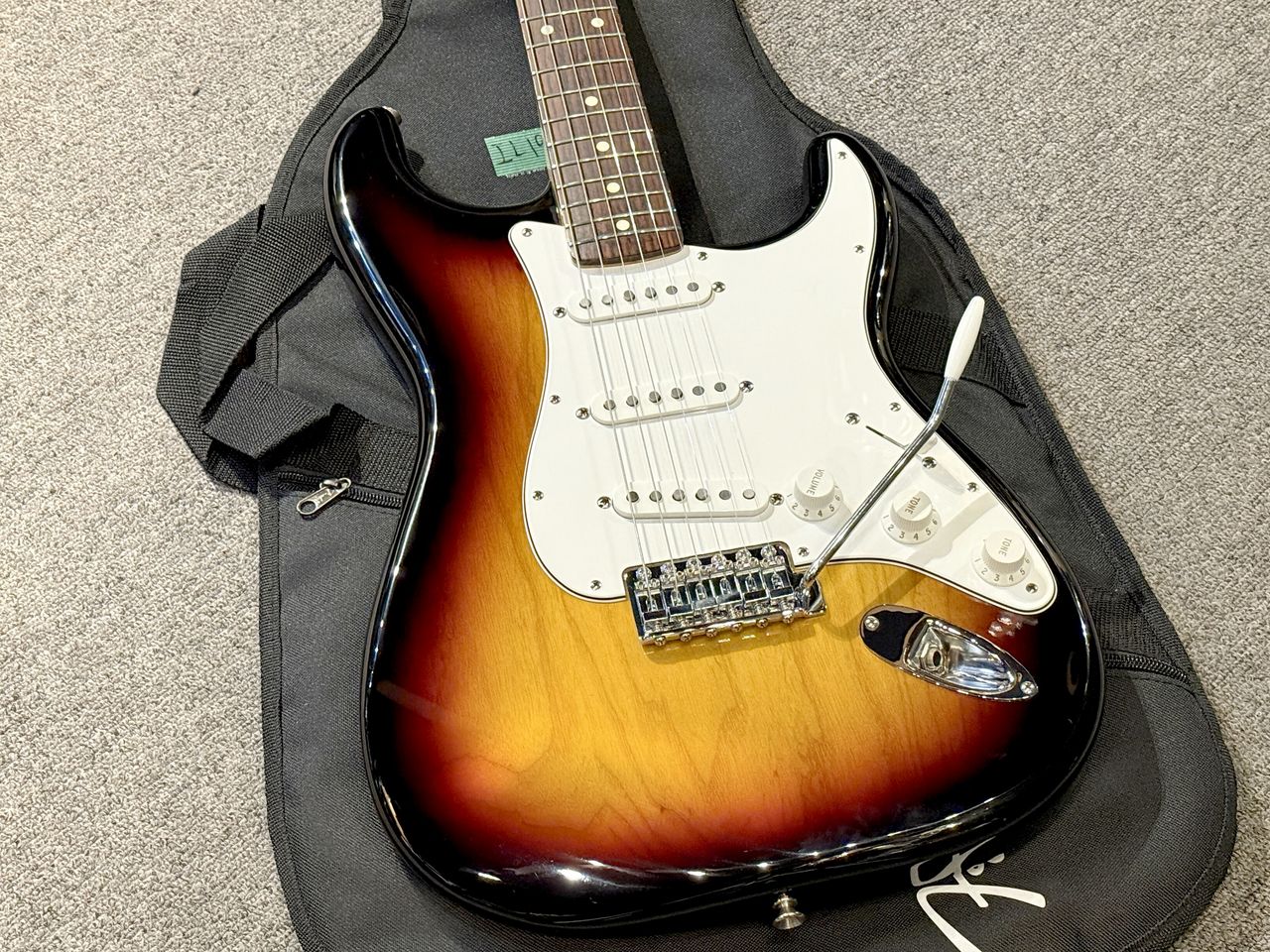 Fender Mexico Classic Series '70s Stratocaster（中古）【楽器検索