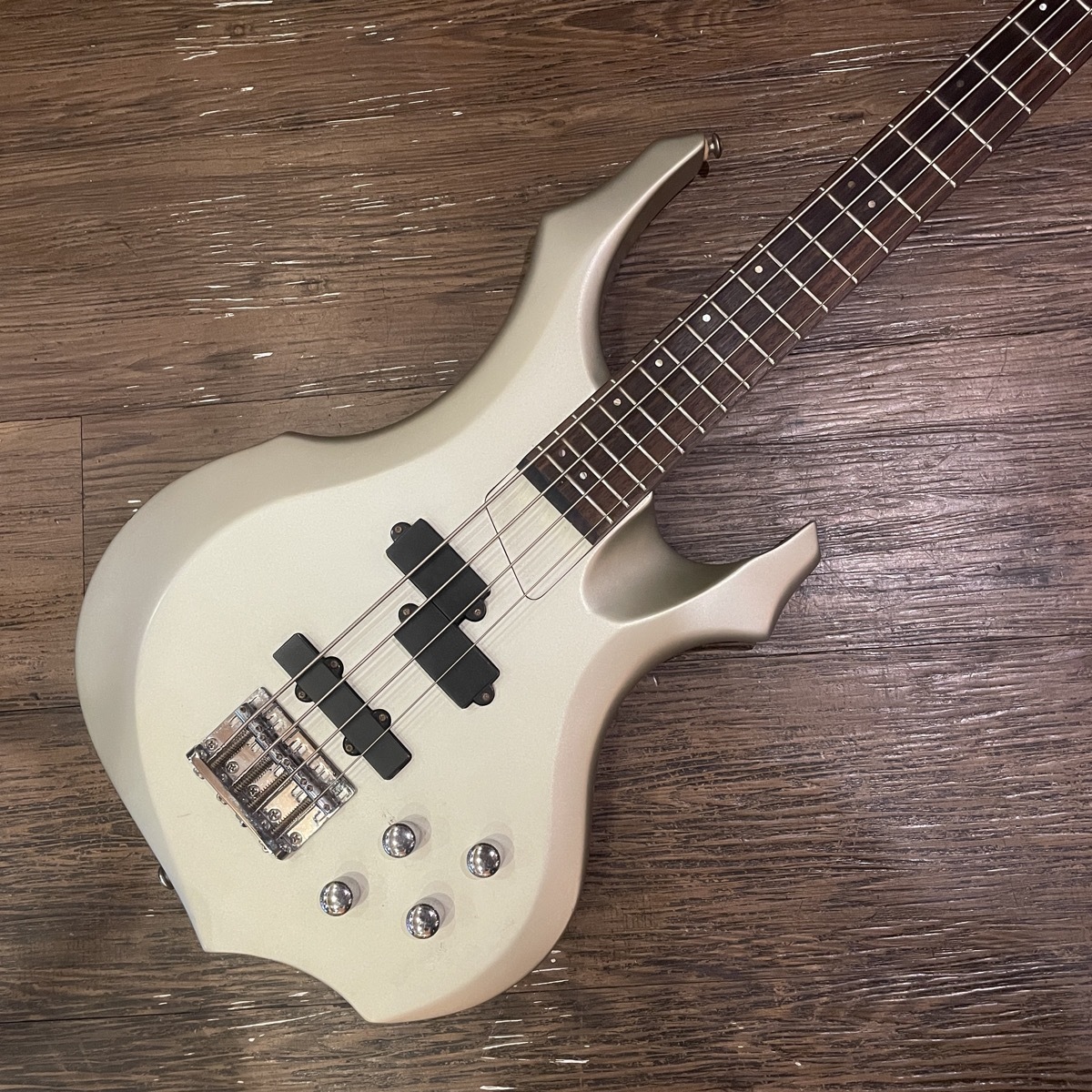 メンテ済 GrassRoots Forest Bass G-FRB シースルー GrassRoots Forest G-FR-58B Electric Bass（中古/送料無料）【楽器