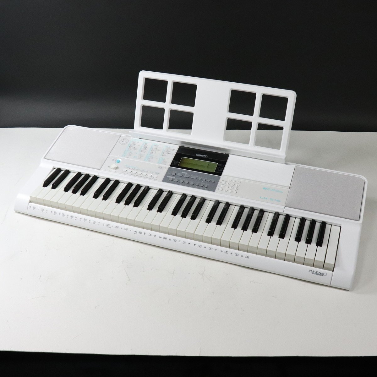 CASIO LK-516 キーボード 61鍵 CASIO LK-516 光ナビゲーションキーボード 61鍵 - メルカリ